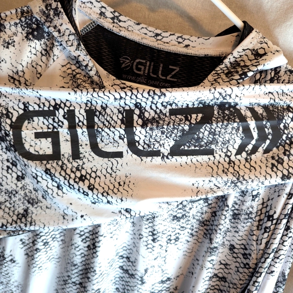 GILLZ Fishing Shirt XL Longsleeve Hoodie Snakeskin